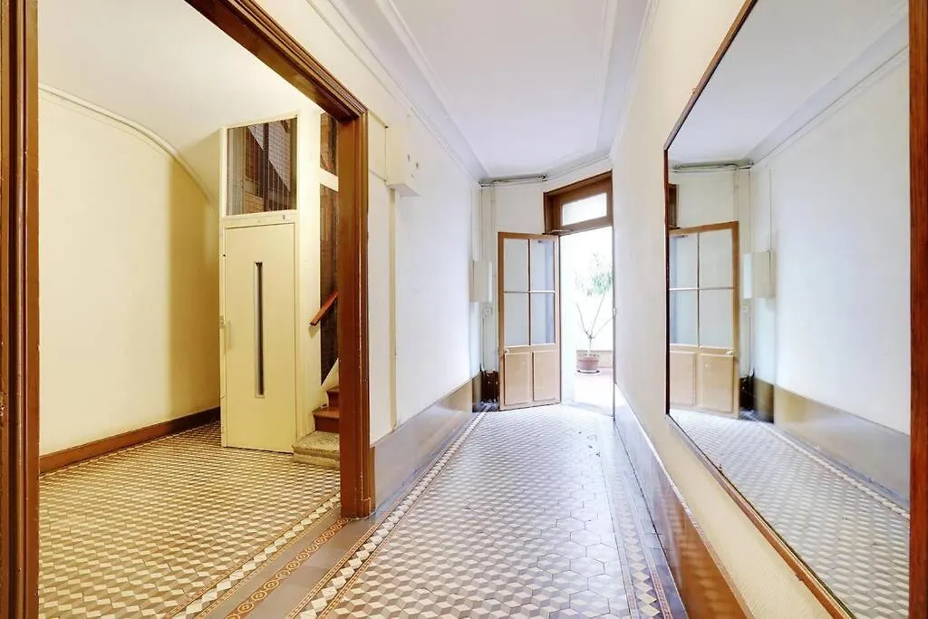 Apartment Logement Proche Champs Elysees Paris France